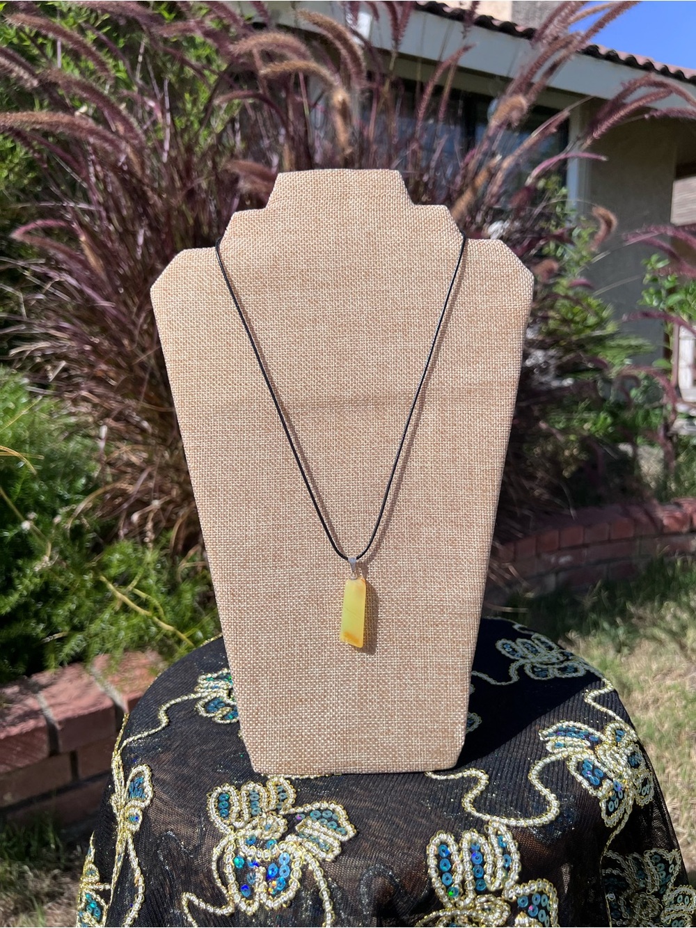 ⭐️ Yellow Stone Rectangular Pendant Necklace ⭐️⭐️